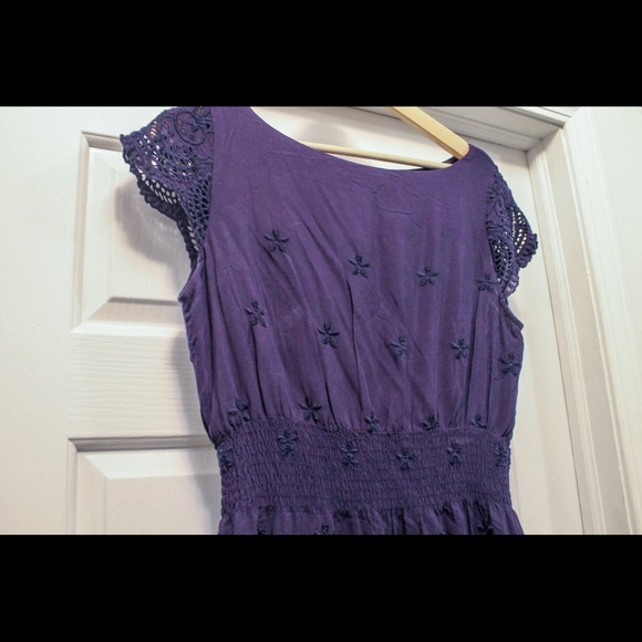 Francesca’s Navy Eyelet Sundress - Picture 4 of 4